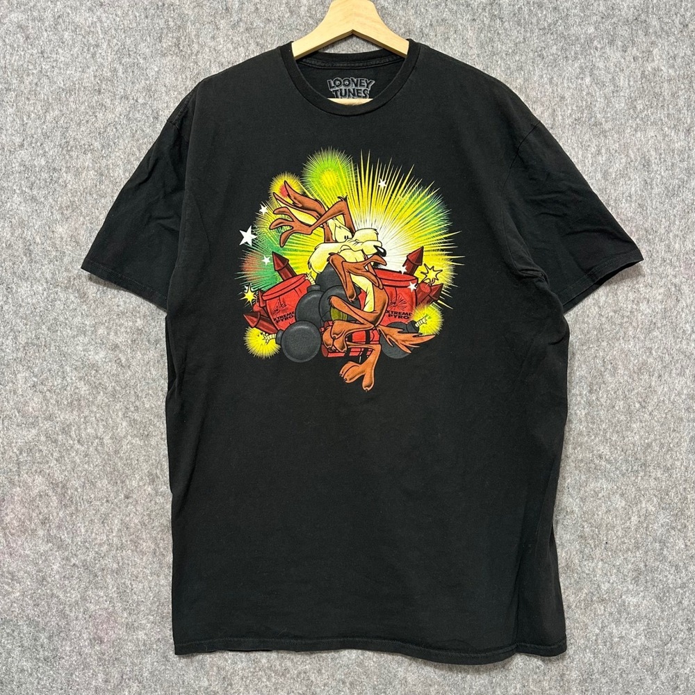 Looney Tunes Wile E Coyote Fireworks Graphic T Shirt Mens XL Black Majestic